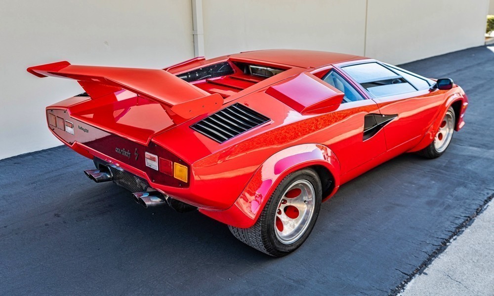 Η Lamborghini Countach LP 500 κλείνει τα 50