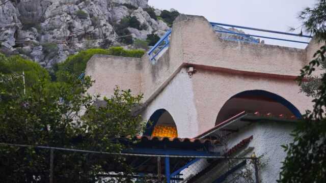 «Ήταν αποτρόπαιο, η μητέρα μου ήταν ανήμπορη δεν μπορούσε να παλέψει», λέει η κόρη της 75χρονης που δολοφονήθηκε από ληστές στη Σαλαμίνα «Ήταν αποτρόπαιο, η μητέρα μου ήταν ανήμπορη δεν μπορούσε να παλέψει», λέει η κόρη της 75χρονης που δολοφονήθηκε από ληστές στη Σαλαμίνα