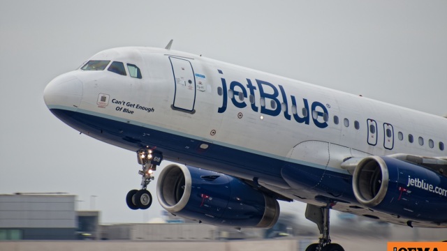 Παραλίγο σύγκρουση στρατιωτικού αεροσκάφους των ΗΠΑ με επιβατικό στην Καραϊβική