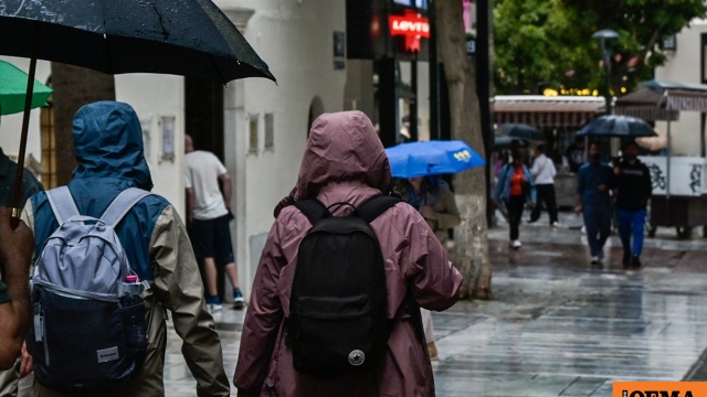 Meteo: Πού αναμένονται βροχές και καταιγίδες τις επόμενες ώρες, δείτε χάρτες