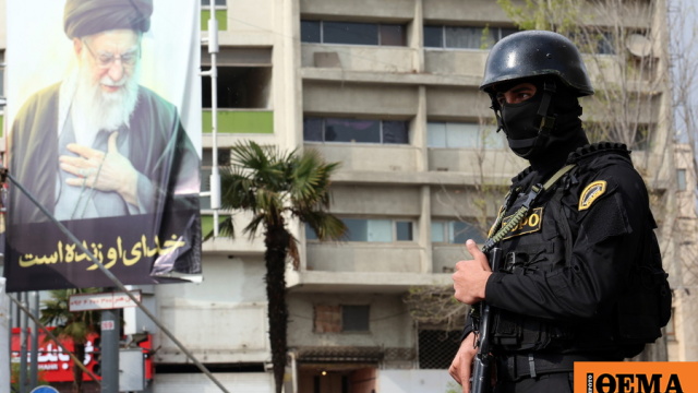 Οι Φρουροί της Επανάστασης απειλούν με χτυπήματα σε 18 αμερικανικές εταιρείες από την 1η Απριλίου