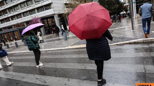 Ξεκίνησε το πασχαλινό ωράριο των καταστημάτων - Πώς θα λειτουργούν, ανοιχτά τα μαγαζιά την Κυριακή 5/4