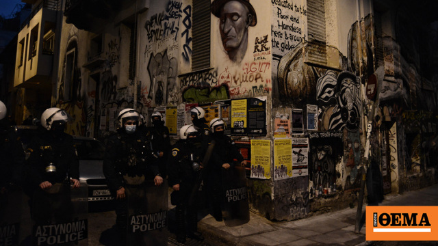 Νέα επεισόδια τη νύχτα στα Εξάρχεια