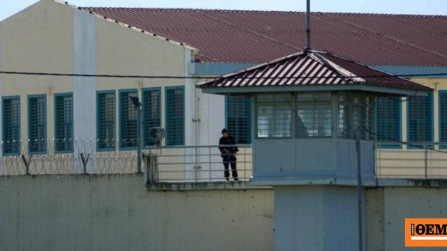 Προσπάθησαν να περάσουν με drone κινητά τηλέφωνα στις φυλακές Τρικάλων, αναζητείται ο χειριστής
