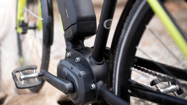 45χρονη οδηγούσε μεθυσμένη ηλεκτρικό ποδήλατο, της έκοψαν πρόστιμο 1.200 ευρώ