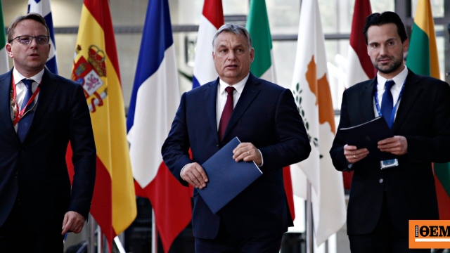 Η κυβέρνηση της Ουγγαρίας διαψεύδει ότι εξετάζει αλλαγή του πολιτεύματος σε προεδρικό για να παραμείνει στην εξουσία ο Όρμπαν