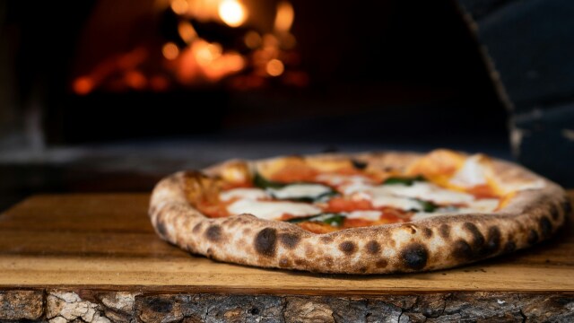 Jeff Bezos: Yapay Zeka Çağında 'İki Pizza Kuralı'nın Sonu