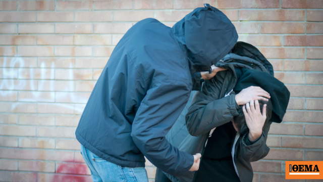 Αιματηρή συμπλοκή μαθητών Λυκείου στην Αμαλιάδα – Στο νοσοκομείο ένας ανήλικος Αιματηρή συμπλοκή μαθητών Λυκείου στην Αμαλιάδα – Στο νοσοκομείο ένας ανήλικος