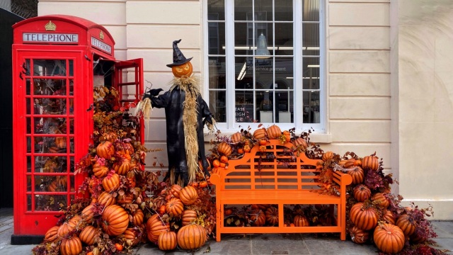 Halloween: Ιστορία και προέλευση – Τι γιορτάζουμε σήμερα 31/10 Halloween: Ιστορία και προέλευση – Τι γιορτάζουμε σήμερα 31/10