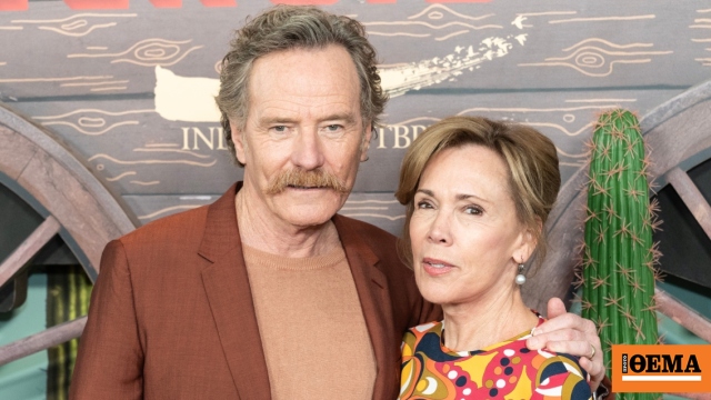 Ο Κράνστον θυμήθηκε την πρόταση γάμου στη σύζυγό του: Το σκηνικό στην μπανιέρα και το μονόπετρο στο... δάχτυλο του ποδιού του