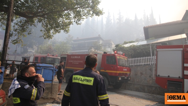 Δύο νεκροί και μία 40χρονη με εγκαύματα από τη φωτιά στο Ωραιόκαστρο, αγωνία για το 12χρονο παιδί που αγνοείται