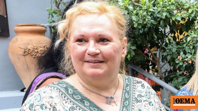 Η Καίτη Φίνου θυμήθηκε την εμφάνισή της με κομπινεζόν στη σκηνή: Έτρεμα από φόβο, περίμενα να γελάσουν