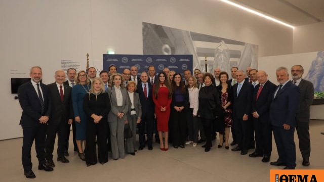 Με το ΔΣ του Ελληνοαμερικανικού Επιμελητηρίου συναντήθηκε η πρέσβης των ΗΠΑ, Κίμπερλι Γκιλφόιλ