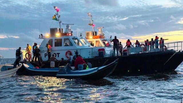 Guyana'da feribot faciası: 27 ölü, 83 kayıp