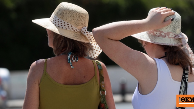 Υψηλές θερμοκρασίες και στην Ελλάδα την ώρα που «βράζει» η Ευρώπη: Οι περιοχές όπου ο υδράργυρος ξεπέρασε τους 33°C