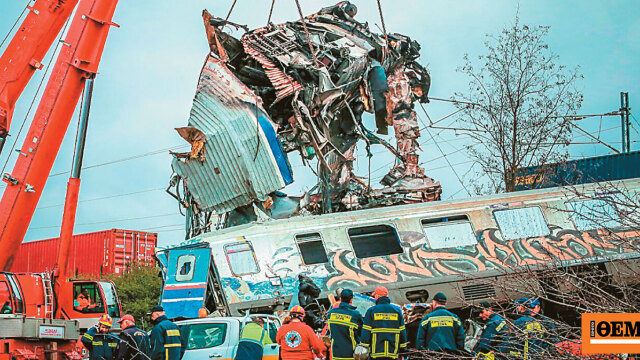 Τέμπη: 10 οικογένειες επιθυμούν εκταφή, 33 απάντησαν αρνητικά