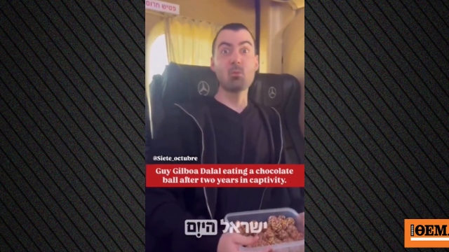 Η αντίδραση πρώην ομήρου της Χαμάς όταν δοκιμάζει σοκολάτα μετά την απελευθέρωσή του Η αντίδραση πρώην ομήρου της Χαμάς όταν δοκιμάζει σοκολάτα μετά την απελευθέρωσή του