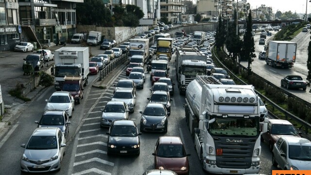 Κίνηση τώρα: Στο «κόκκινο» η Λεωφόρος Κηφισού, η Αττική Οδός και ο Σκαραμαγκάς Κίνηση τώρα: Στο «κόκκινο» η Λεωφόρος Κηφισού, η Αττική Οδός και ο Σκαραμαγκάς