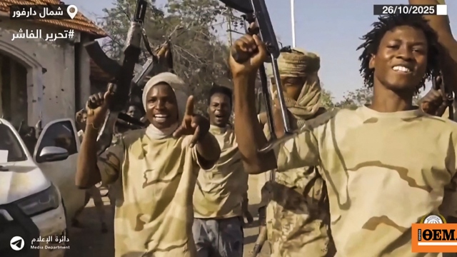 Σουδανοί παραστρατιωτικοί συνέλαβαν πολλούς μαχητές τους που κατηγορούνται για σφαγές αμάχων Σουδανοί παραστρατιωτικοί συνέλαβαν πολλούς μαχητές τους που κατηγορούνται για σφαγές αμάχων