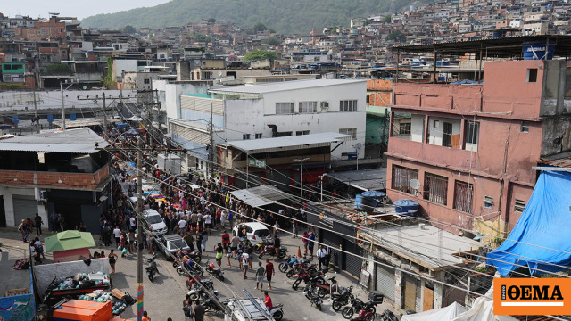Δεκάδες σοροί σε δρόμους του Ρίο Ντε Τζανέιρο μετά από αστυνομική επιχείρηση με στόχο συμμορία Δεκάδες σοροί σε δρόμους του Ρίο Ντε Τζανέιρο μετά από αστυνομική επιχείρηση με στόχο συμμορία