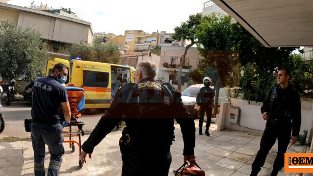 Αστυνομικοί έσωσαν 26χρονο που αιμορραγούσε ακατάσχετα σε ασανσέρ στη Νέα Ιωνία Αστυνομικοί έσωσαν 26χρονο που αιμορραγούσε ακατάσχετα σε ασανσέρ στη Νέα Ιωνία