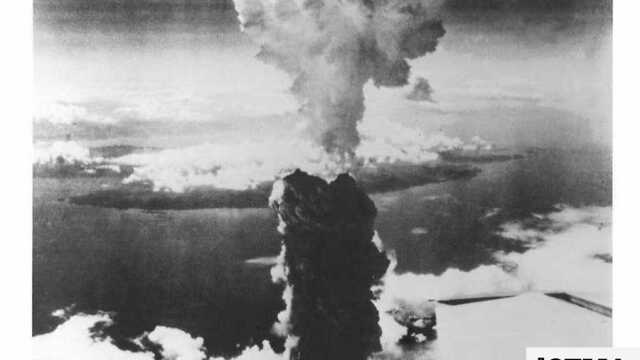 Επιζώντες της ατομικής βόμβας στην Ιαπωνία διαμαρτύρονται κατά της ανακοίνωσης του Τραμπ για δοκιμές πυρηνικών όπλων Επιζώντες της ατομικής βόμβας στην Ιαπωνία διαμαρτύρονται κατά της ανακοίνωσης του Τραμπ για δοκιμές πυρηνικών όπλων