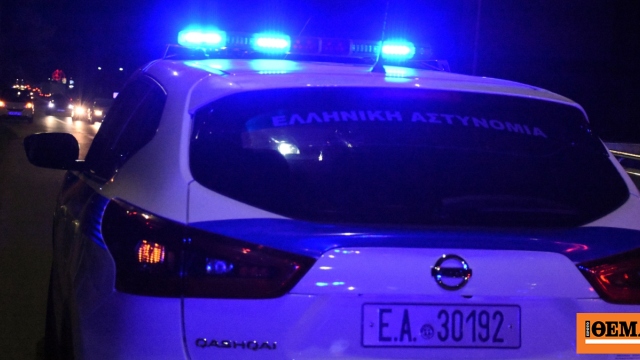 Ανθρωποκυνηγητό για τους δύο ληστές που σκότωσαν την 75χρονη μέσα στο σπίτι της στη Σαλαμίνα Ανθρωποκυνηγητό για τους δύο ληστές που σκότωσαν την 75χρονη μέσα στο σπίτι της στη Σαλαμίνα