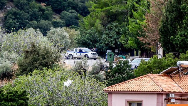 Πληροφορίες ότι αναμένεται να παραδοθούν τα τρία καταζητούμενα αδέλφια για το μακελειό στα Βορίζια