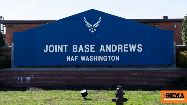 Άνθρωποι ασθένησαν μετά το άνοιγμα πακέτου με λευκή σκόνη Άνθρωποι ασθένησαν μετά το άνοιγμα πακέτου με λευκή σκόνη