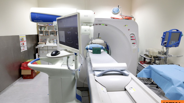 Εγκαινιάστηκε νέο ρομποτικό μηχάνημα στο Αγία Όλγα – Παρουσία του Άδωνι Γεωργιάδη και δωρεά της La vie en Rose by Dimitra Katsafadou