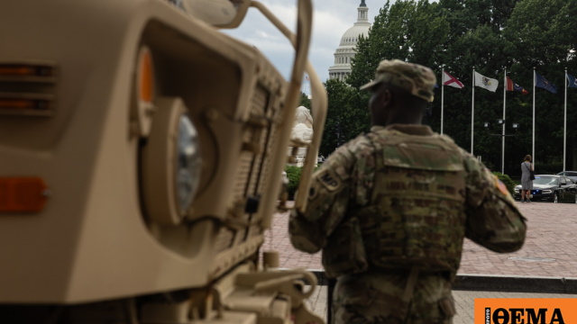 Πυροβόλησαν κατά της αστυνομίας μετανάστευσης στο Σικάγο, λέει η κυβέρνηση Τραμπ