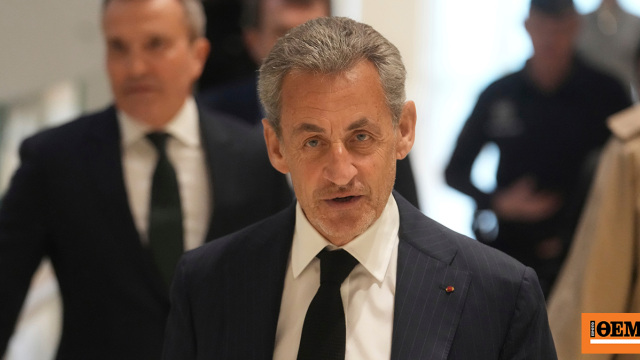 Ο Σαρκοζί περιγράφει τις 20 μέρες στη φυλακή, το σκληρό στρώμα και η άρνηση για «λασπωμένες μπαγκέτες»
