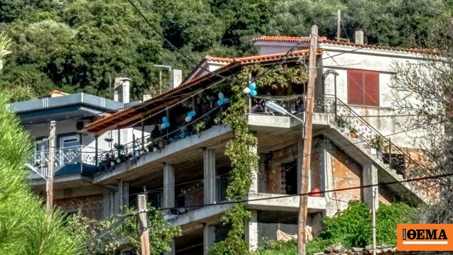 Σήμερα το τελευταίο αντίο στον 3χρονο Ανδρέα που σκοτώθηκε πέφτοντας από μάντρα αγκαλιά με 25χρονο