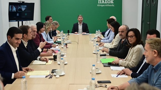 Geroulanos insists on the “nails” to Androulakis and opens an agenda of positions for the conflict in the Congress