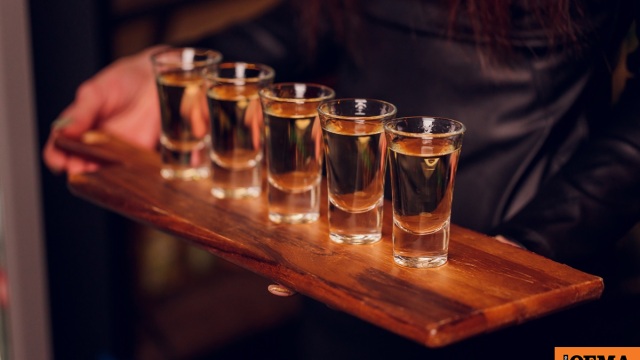 Στο νοσοκομείο 17χρονη έπειτα από κατανάλωση αλκοόλ στο Αγρίνιο