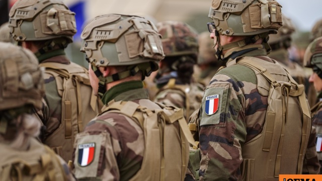 Η Γαλλία να είναι έτοιμη «να χάσει τα παιδιά της» σε πιθανό πόλεμο με τη Ρωσία