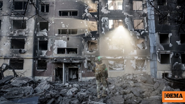 «Έτοιμος για ειρήνη, όχι για παράδοση», δηλώνει ο Ζελένσκι