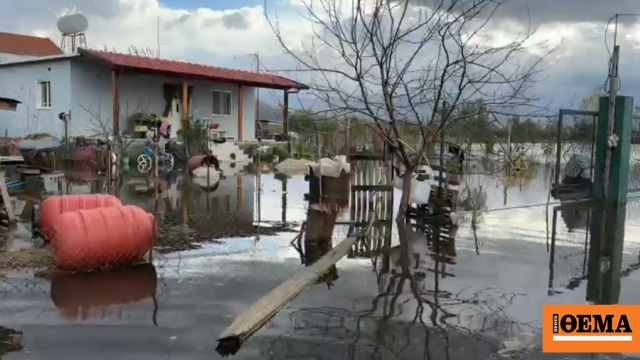 Πλημμύρες στην Αλβανία – Μία νεκρή, εκατοντάδες άνθρωποι απομακρύνθηκαν από τις κατοικίες τους