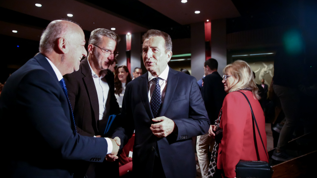 Χρυσοχοΐδης: Είμαστε στα χαρακώματα για την εξάλειψη της βίας κατά των γυναικών