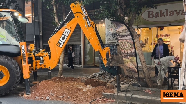 Σύνταγμα: Έσπασε αγωγός της ΕΥΔΑΠ στη Νίκης