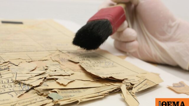 Η Στάζι είναι παρελθόν αλλά η προσπάθεια να ενωθούν τα χιλιάδες σκισμένα αρχεία της ακόμη συνεχίζεται