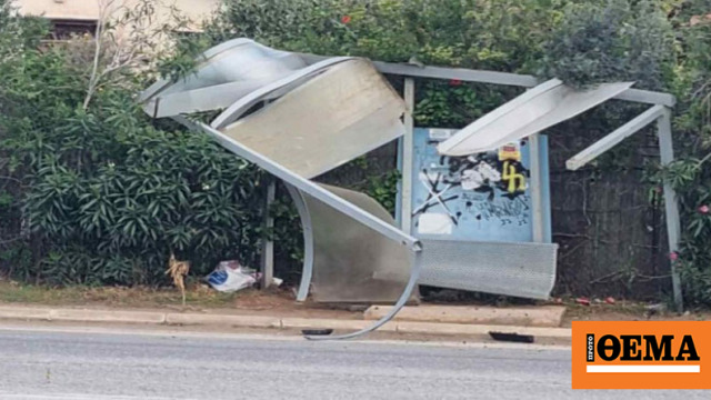 Τροχαίο στη Λ. Αθηνών Σουνίου – Διαλύθηκε στάση λεωφορείου