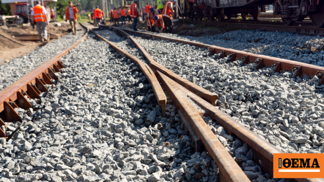 Τρένο έπεσε πάνω σε εργαζόμενους, 11 νεκροί