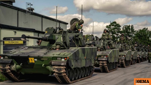 Στρατιωτικά γυμνάσια με τη συμμετοχή και του βασιλιά