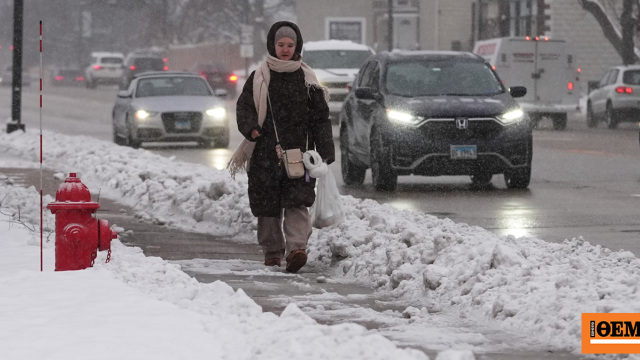 Συναγερμός στις ΗΠΑ ενόψει κακοκαιρίας με ισχυρές χιονοπτώσεις: «Μείνετε σπίτι»