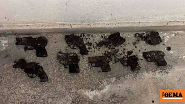 Υδραυλικός έκανε εργασίες στο Αστυνομικό Τμήμα και βρήκε στην αποχέτευση εννέα όπλα φωτοβολίδων και κρότου