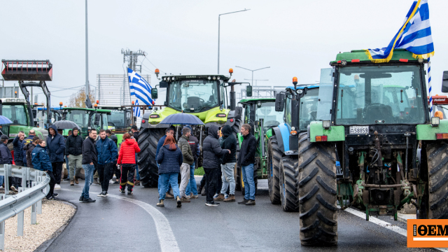 Κλειστό τμήμα της Εγνατίας Οδού στην Κομοτηνή, νέοι αποκλεισμοί και μπλόκα σε όλη τη χώρα
