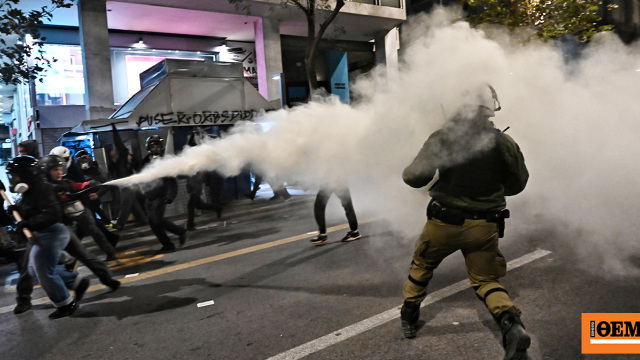 15 συλλήψεις στην πορεία για τον Γρηγορόπουλο, δείτε βίντεο και φωτογραφίες