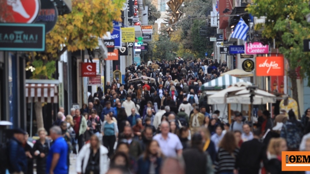 Ξεκινά την Πέμπτη το εορταστικό ωράριο των καταστημάτων