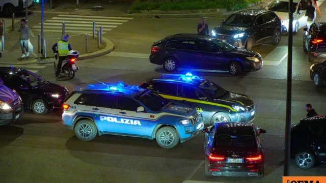 Τον απείλησαν και του ζήτησαν χρήματα και τα ρούχα του, η σωτήρια κλήση στον πατέρα του